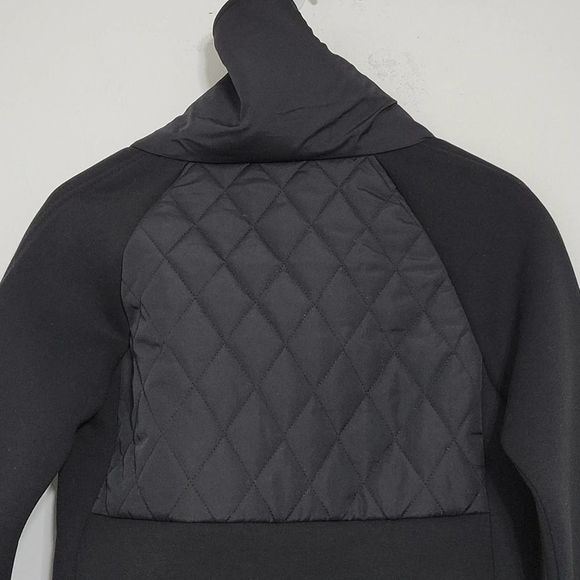 Fabletics Jacket - Picture 12 of 12